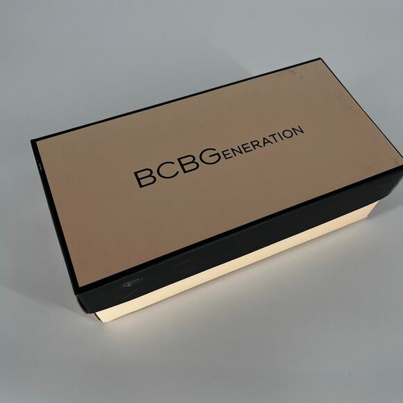 BCBGeneration Harperin Mary Jane Flats White Daisy – Size 7.5M - Picture 11 of 13